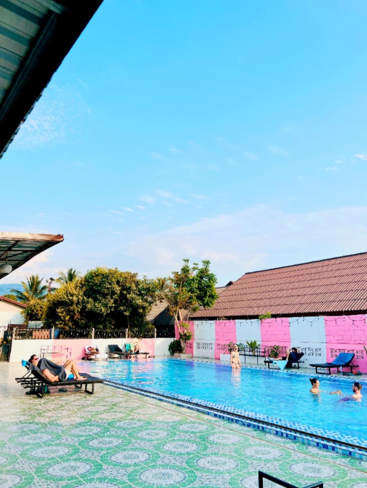 Khampaseuth Hotel Vang Vieng Εξωτερικό φωτογραφία
